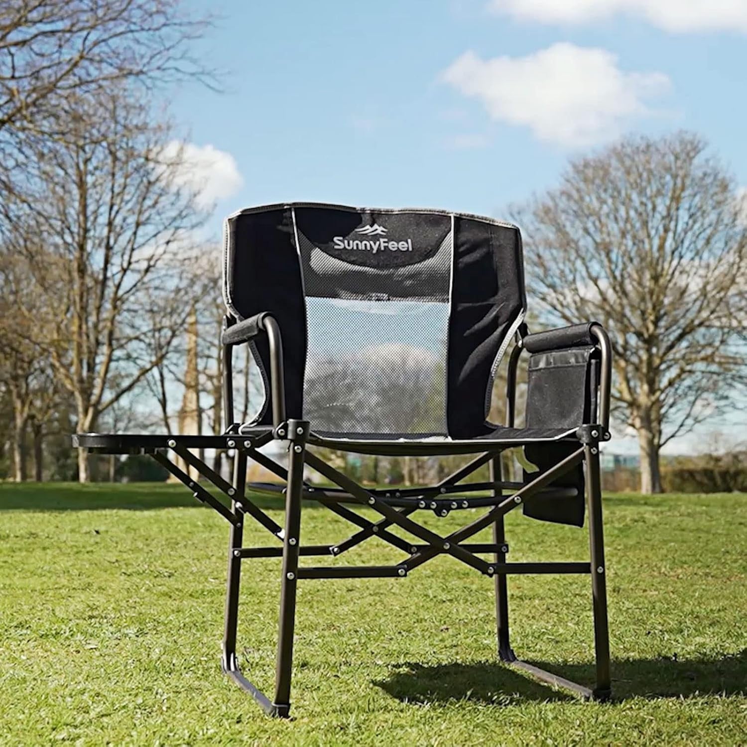 Oversized Folding Camping Directors Chair with Side Table and Storage Pockets – Heavy-Duty Portable Chair for Adults, Beach, Picnic, Fishing, Concerts, Tailgating