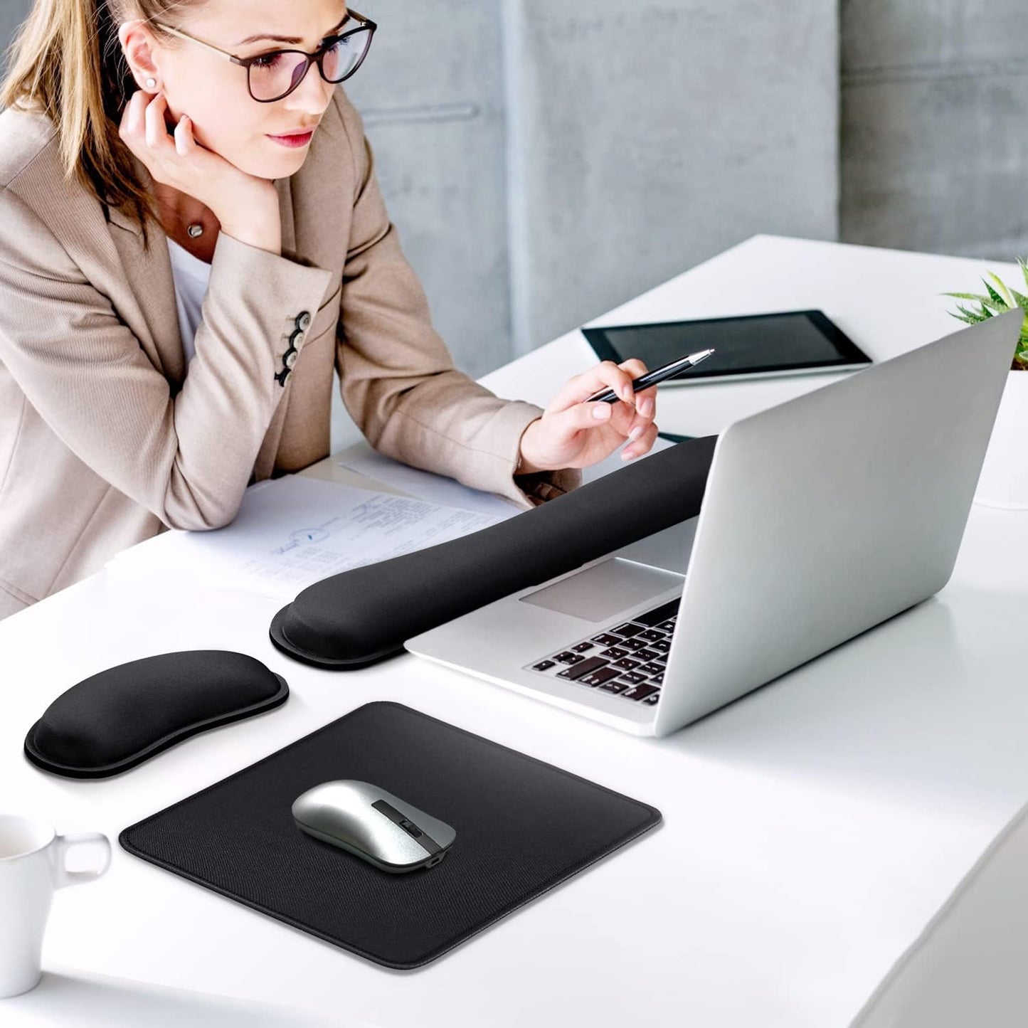 3Pcs Memory Foam Keyboard Wrist Rest, Mouse Pad Wrist Support for Easy Typing Pain Relief, Ergonomic, Comfortable Keyboard Mouse Pad Set for Computer, Laptop, Home & Office