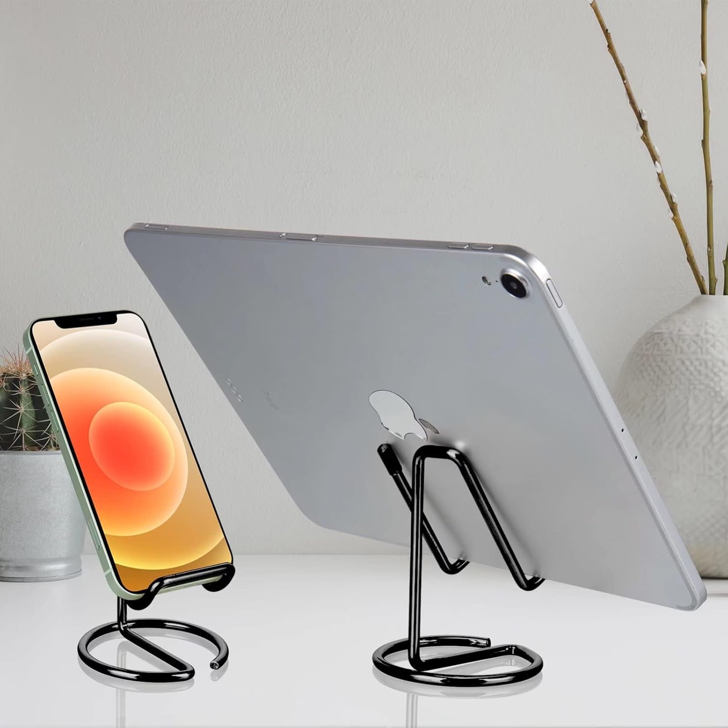 Cell Phone Stand for Desk, Cute Metal Black Cell Phone Stand Holder Desk Accessories, Compatible with All Mobile Phones, Iphone, Ipad